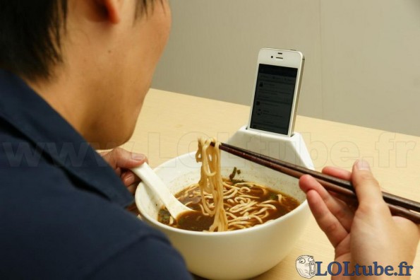 Bol à soupe pour accro à iPhone