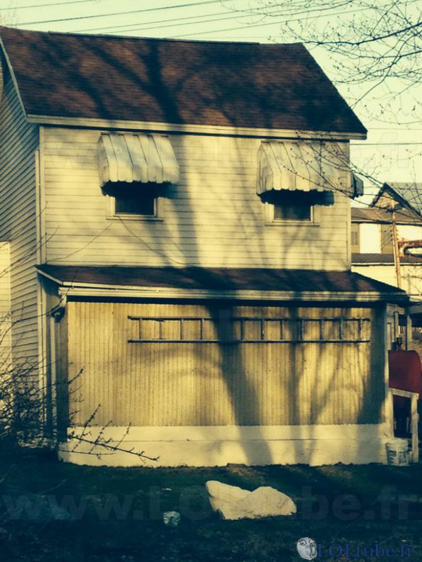 Une maison à visage