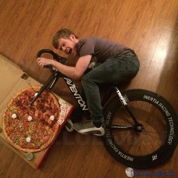 Un vélo pizza
